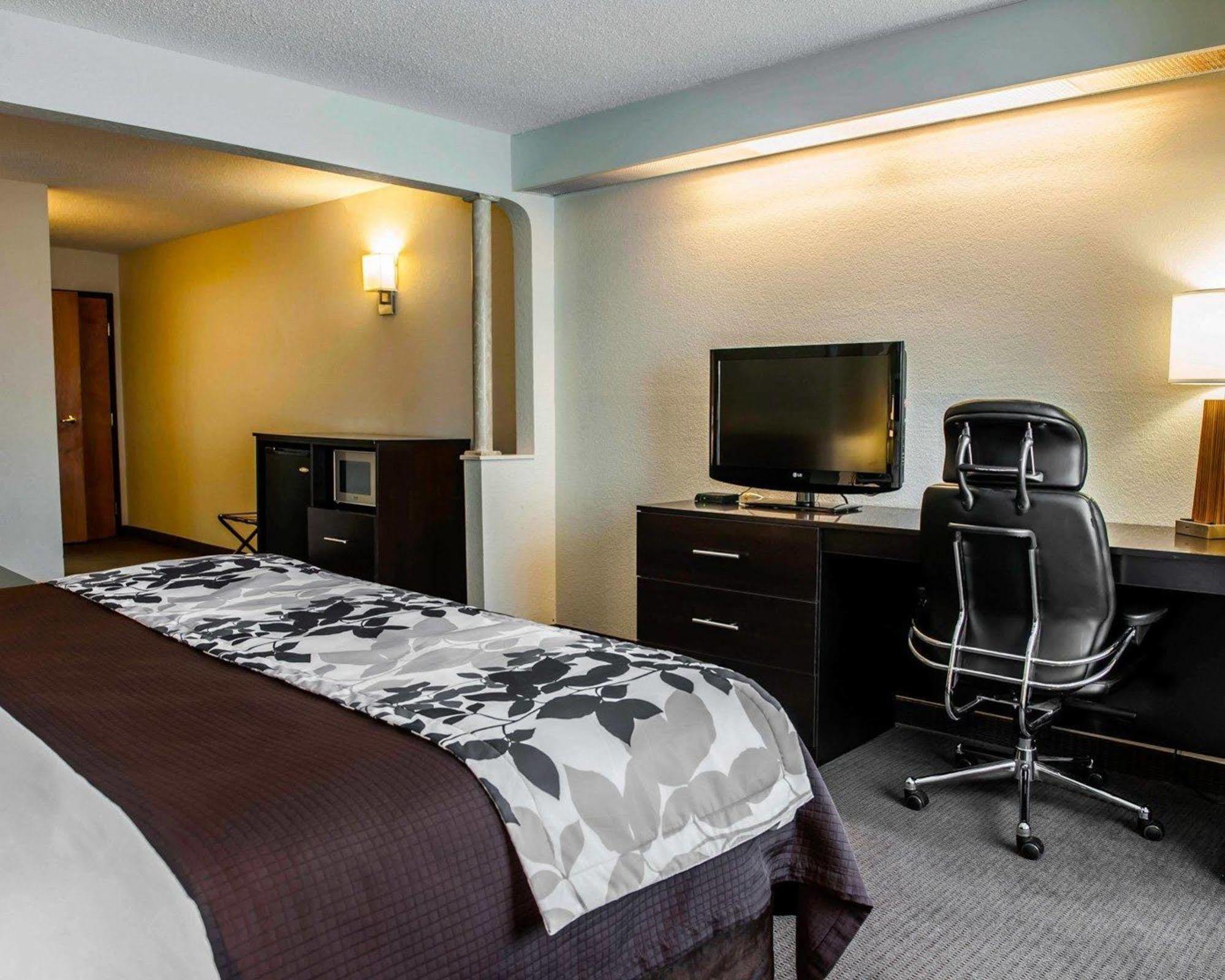 Sleep Inn & Suites Columbus Eksteriør billede